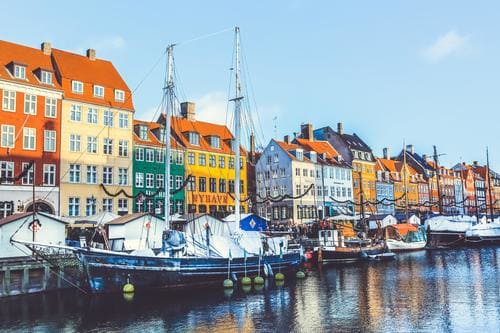 copenhagen_denmark_-_houses_by_the_boats_and_water