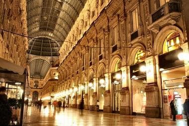2-vittorio_emanuele_ii_gallery_milan_italy