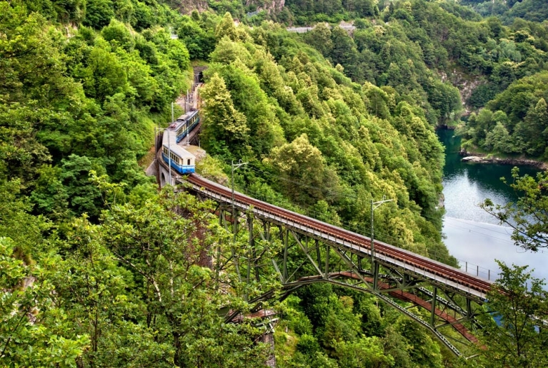 centovalli_railway_2