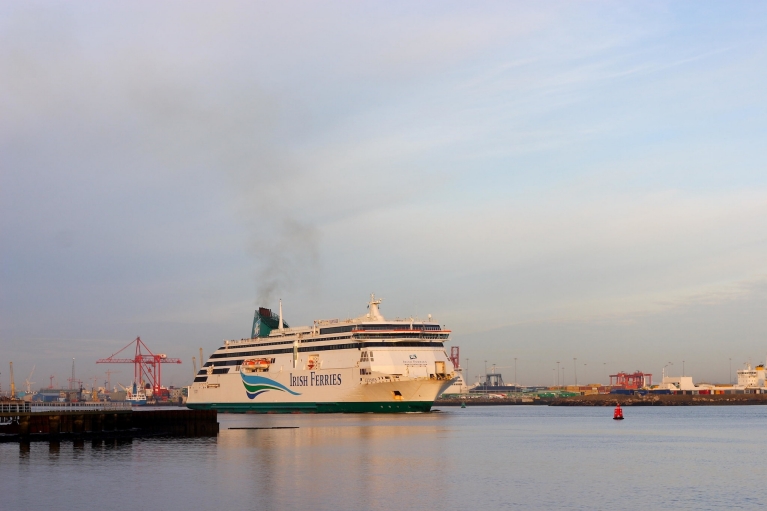 Ferry between France and Ireland
