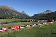 glacier-express-crossing-valley