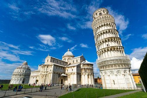 1 week in Italy | Piazza dei Miracoli with the Leaning Tower of Pisa
