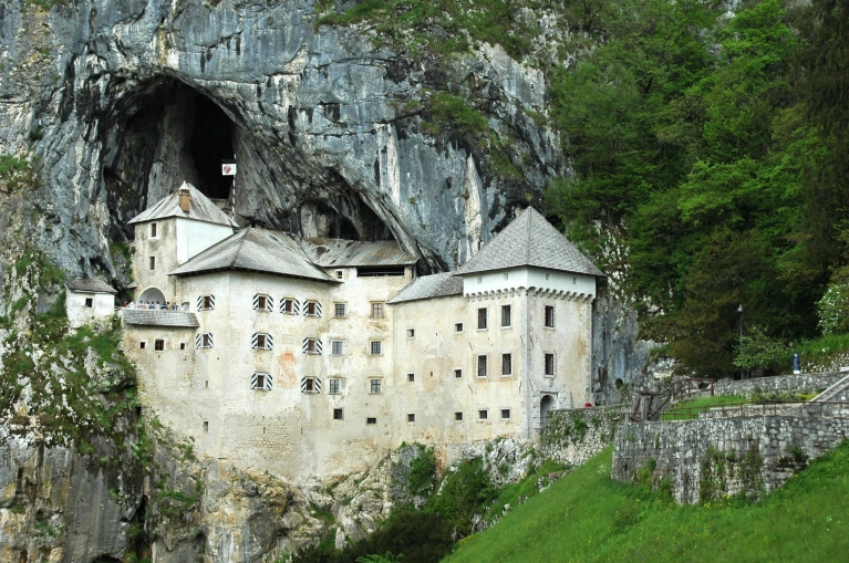 Predjama Castle
