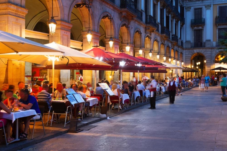 Placa Reial restaurants. Barcelona, Spain